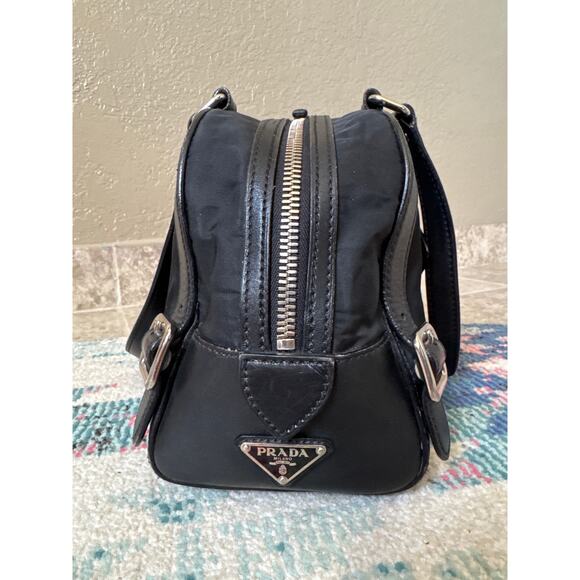 Prada Bauletto Black Nylon Leather Shoulder Bag With Authentication Card - Picture 2 of 16